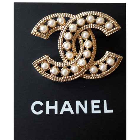 broches chanel prix|Chanel brooch price.